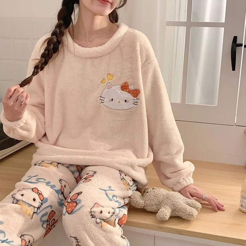 

Sanrio Hello Kitty Stuff Autumn and Winter Pajamas Girl Coral Fleece Cute Cartoon Student Dormitory Tracksuit Two Pieces Suit