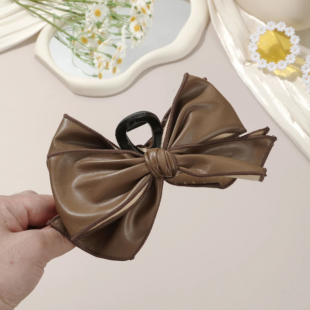 1pc Elegant Women Bow Hair Claw Clips Double-sided Bowknot Hairpins Autumn Winter Fashion Head Wears Barrettes Hair Accessories