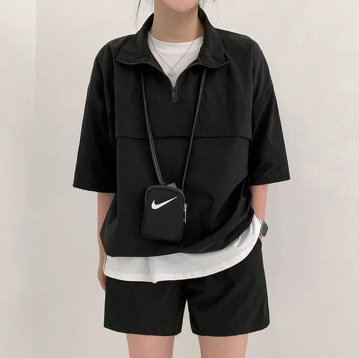 thumbnail image 5 of Conjunto de 2 piezas de polo y pantalones cortos de manga corta con cremallera y cuello alto para mujer, ropa deportiva informal de verano a la moda para parejas, 5 of 5