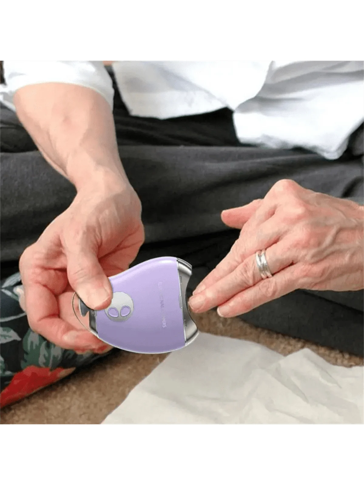 Electric Nail Grinder Mango Shape Toe Nails Cutter Double-Head Trimming Nail Sharpener Adults Cutter