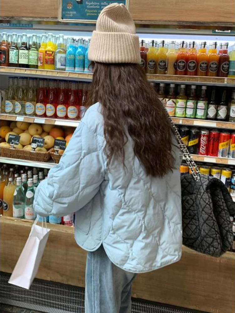 Рисунок 4 - Парка женская короткая однотонная