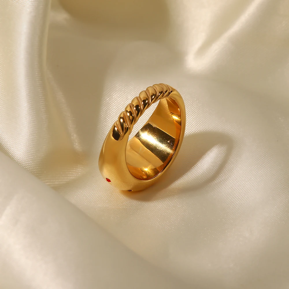 Buy 22Kt Gents Gold Ring For Daily Use 97JM4698 Online from Vaibhav  Jewellers