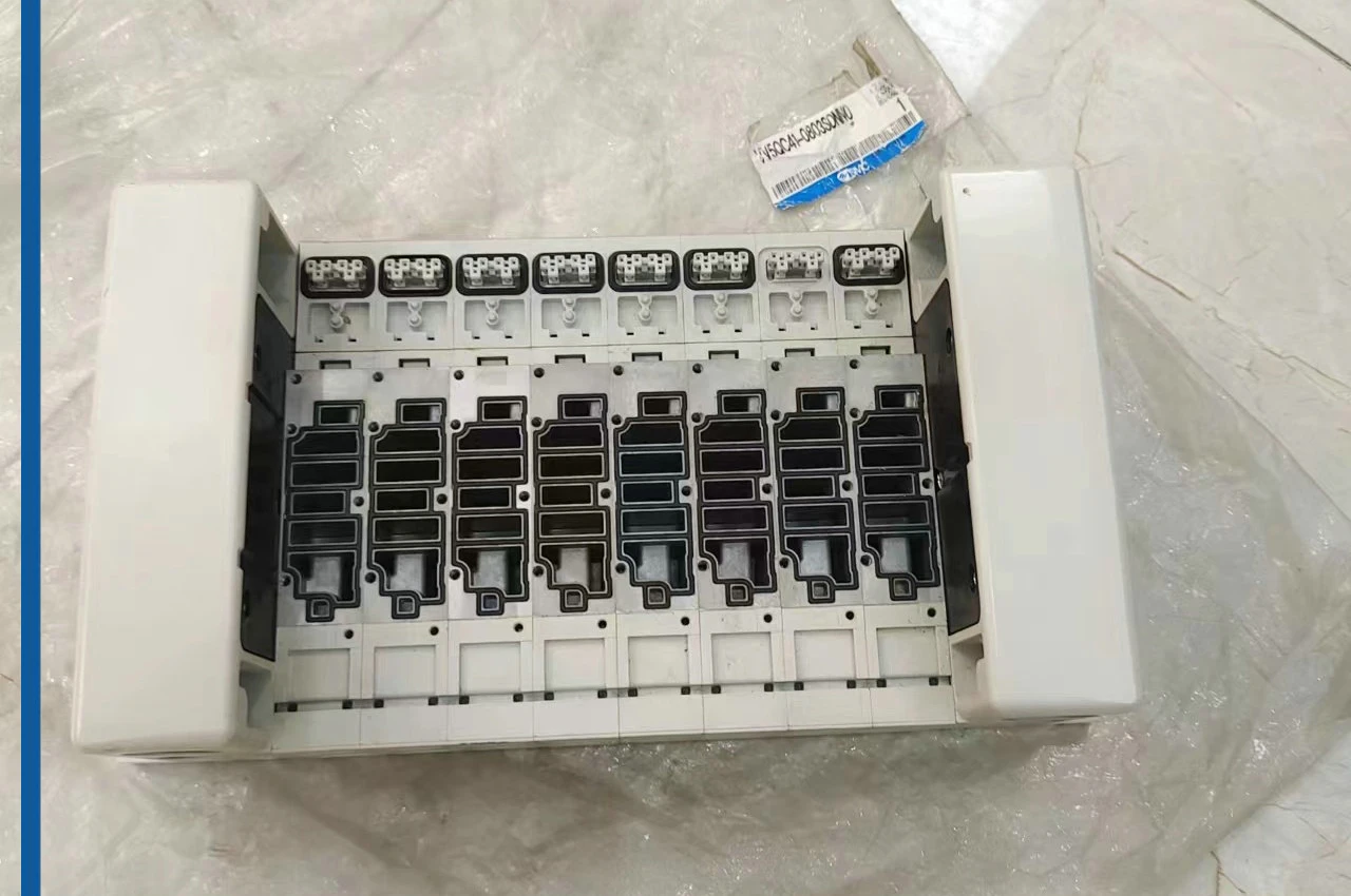 

Базовый клапан VVQ4000/VVQC4000-1A/2A/3A-D-10A-C10-TR-2-1-03-03F
