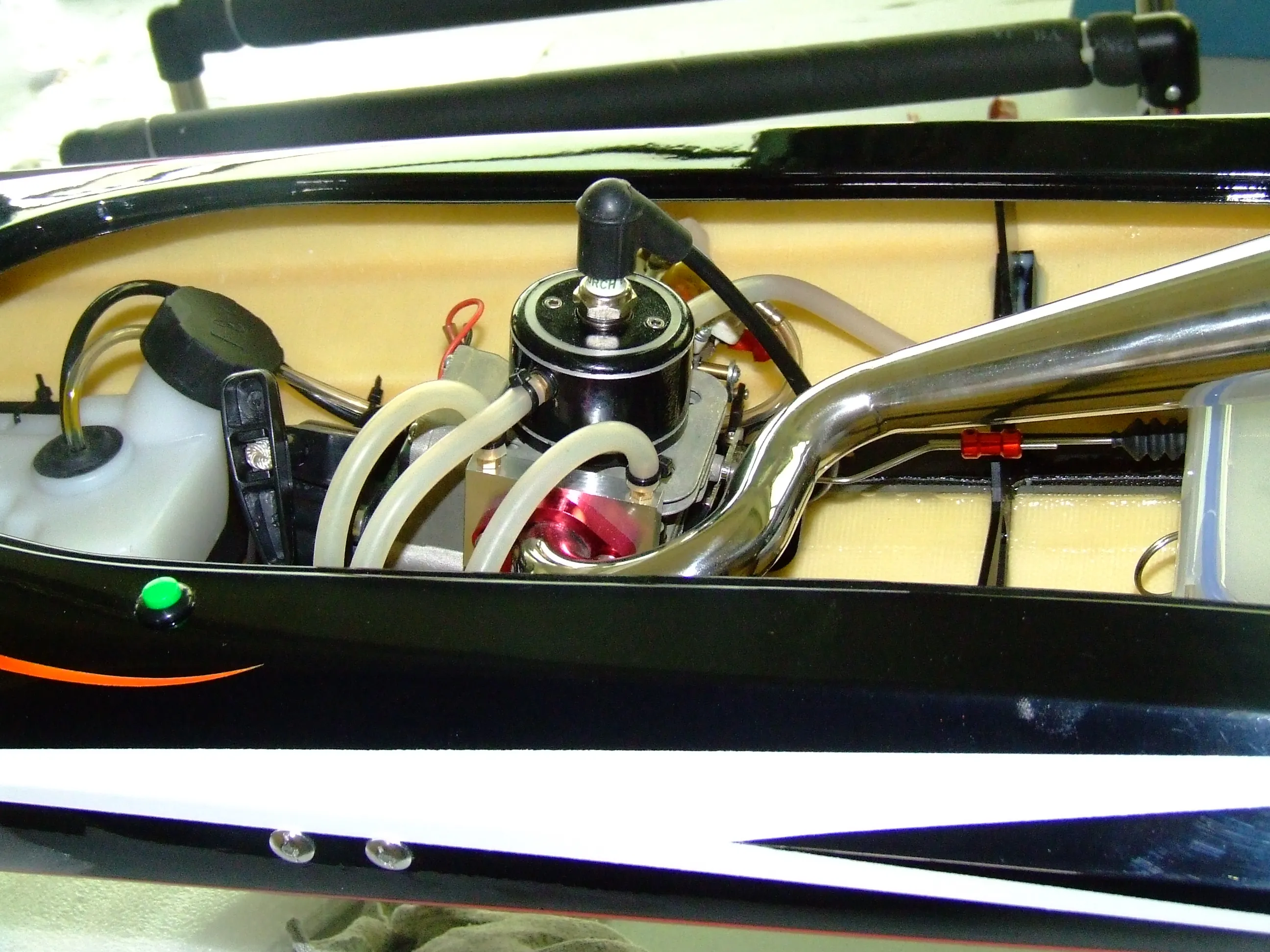 DTRC G30D 30CC Black Fiber Glass 65KM/H Gasoline Racing ARTR RC Boat W/ Radio System Speedboat Boy Toys THZH0070-SMT7 2