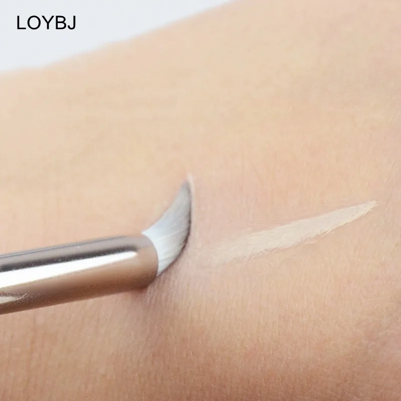 LOYBJ 펜슬 팁 컨실러 브러쉬, 정밀 메이크업 브러쉬, 눈 밑 커버, 비강 컨실러 크림 디테일, 여성 미용 도구