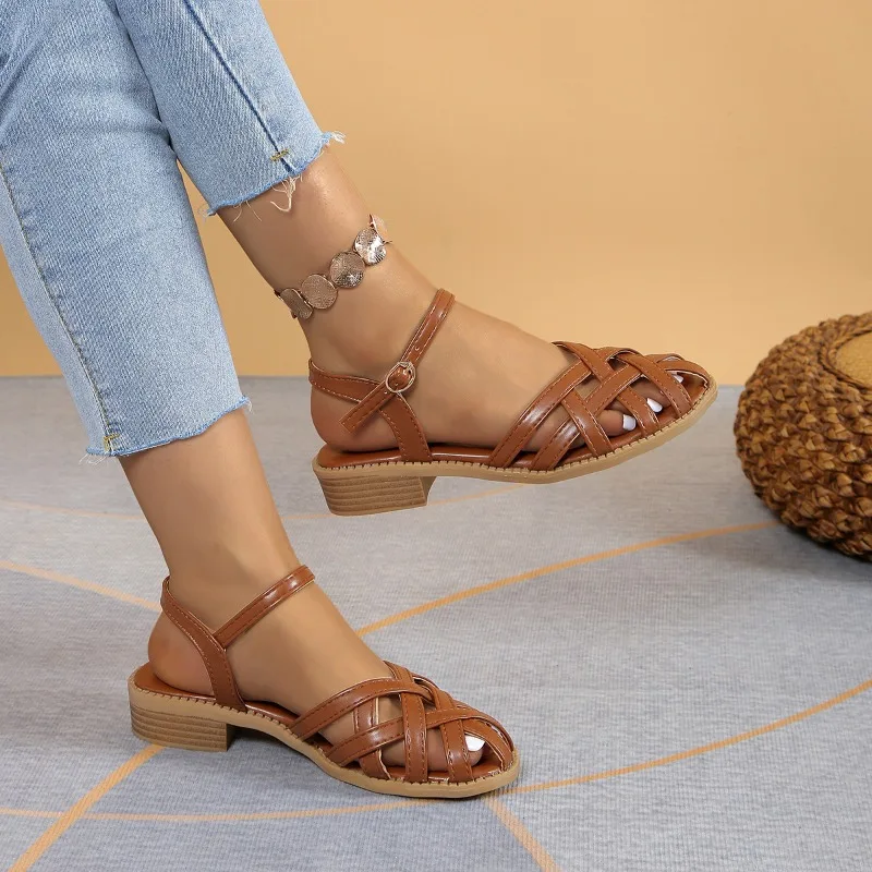 Classic Retro Women's Sandals Outdoor Leisure Hollow Buckle Designer Women's Shoes2024Summer Solid Color Gladiator Women's Shoes