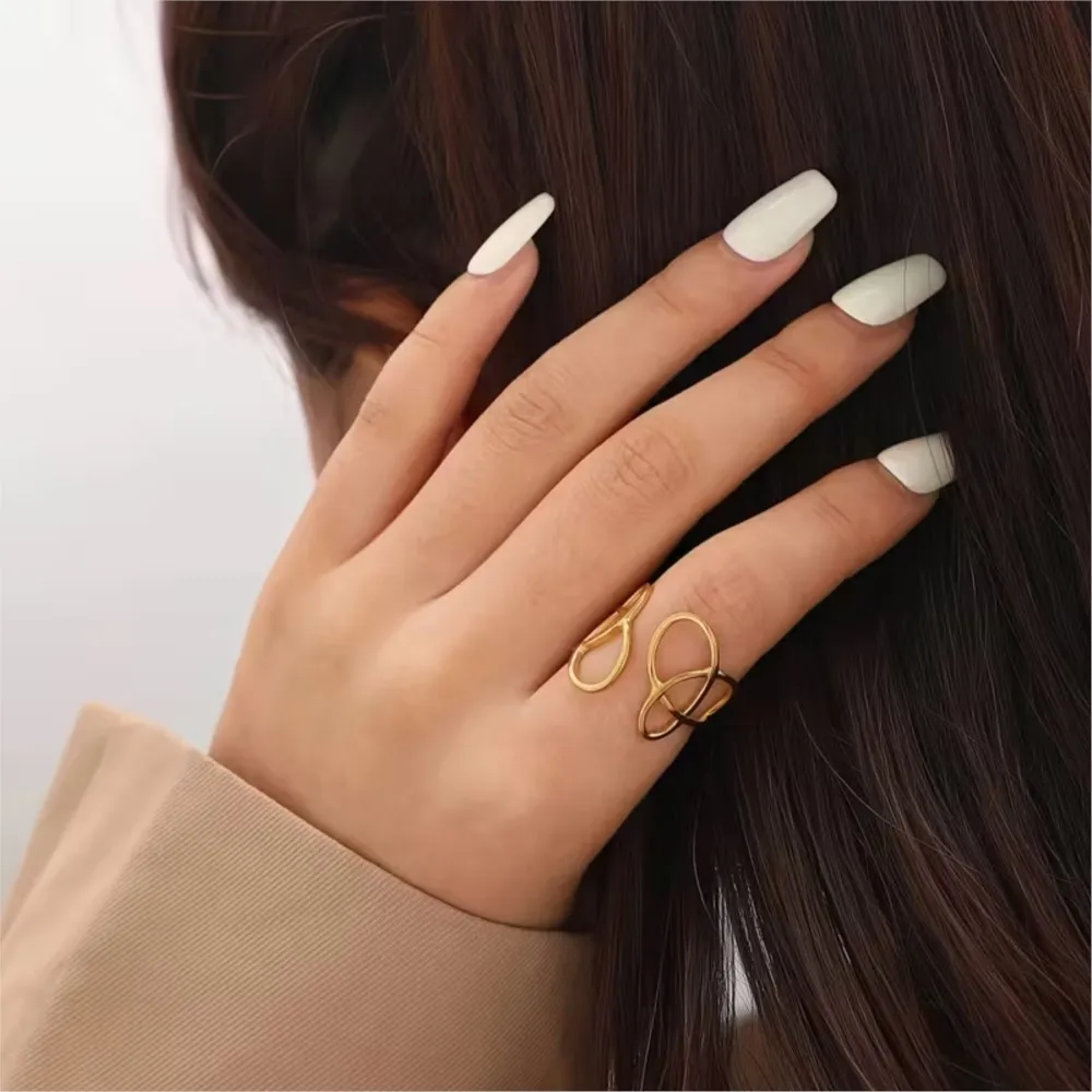 Geometric Hollow Out Stainless Steel Adjustable Ring for Women Elegant Personalized 18K Gold Plated Rings Jewelry Gifts