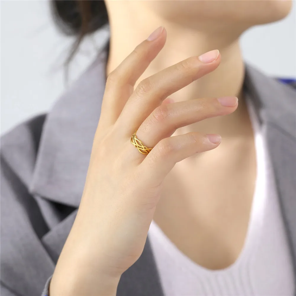 Everyday Wear Gold Rings 2024 | www.sustasis.net