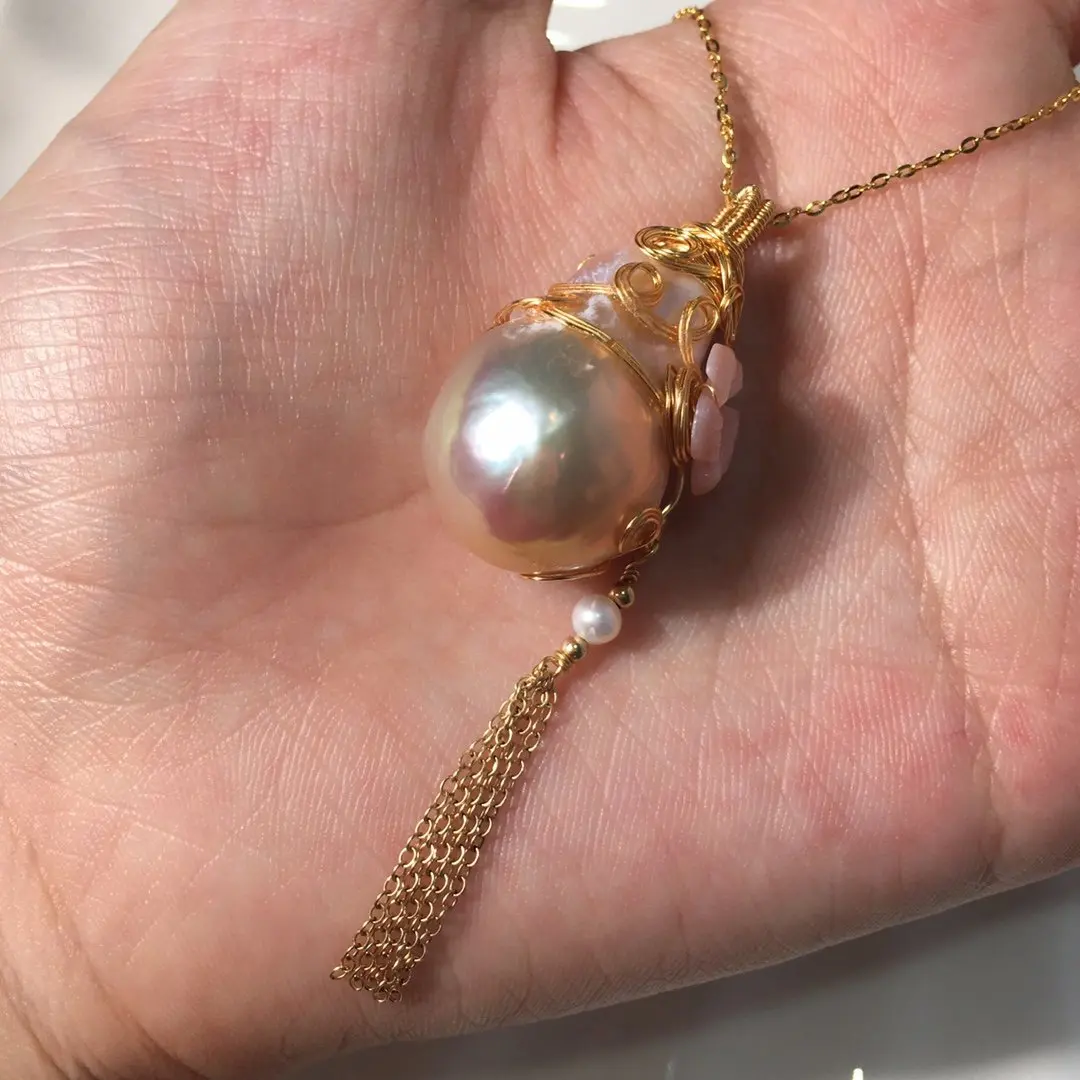 2022 New Vintage Irregular Pearl Jewelry Pendant Necklaces with 14K Gold Filled Base for Women Ladies Baroque Pearl Necklace