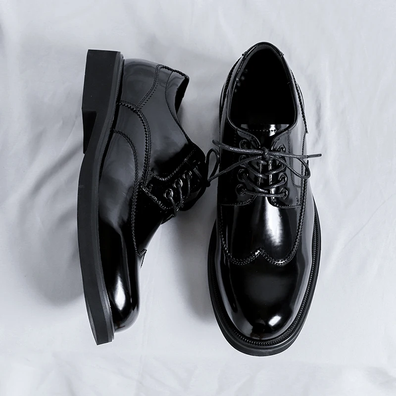 Autumn Trending Classic Men Dress Shoes for Men Oxfords Patent Leather Shoes Lace Up Formal Black Leather Wedding Party