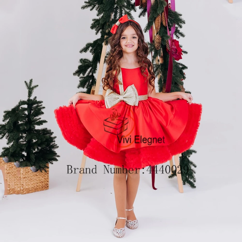 

Exquisite Scoop Flower Girls Dresses with Champagne Bow 2024 Summer Tiered Knee Length Christmas Gowns Satin فلور فتاة اللباس