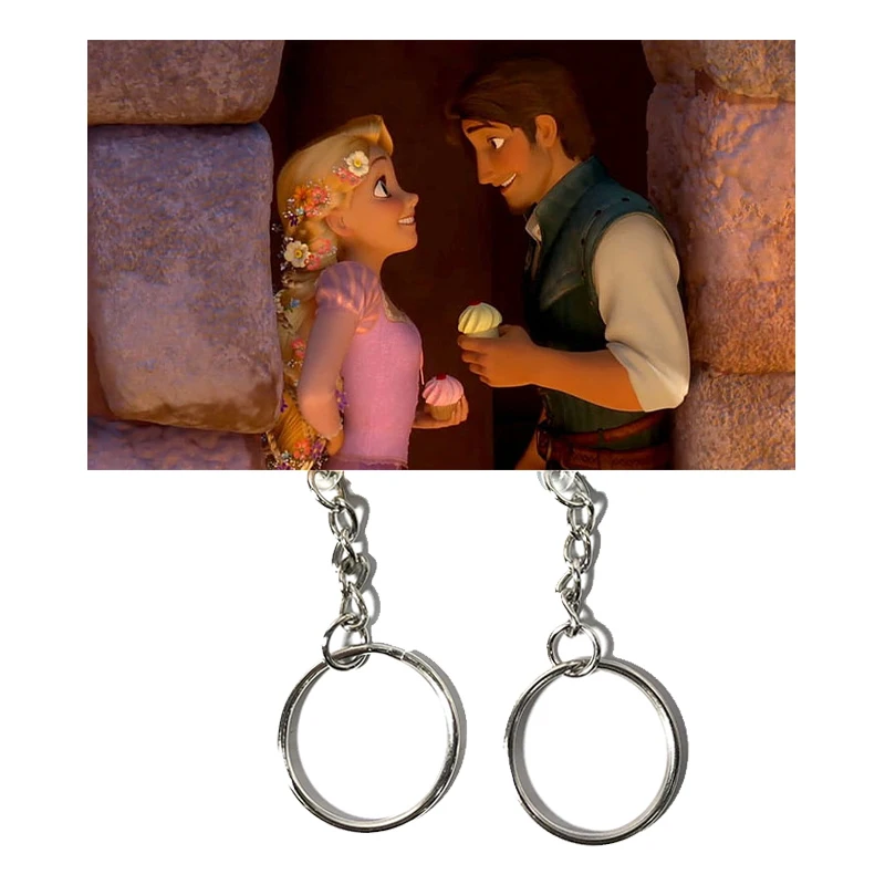 Sleek Wall-Mounted Key Holder & Decorative Keychain Hanger with Fun Pendant Design
