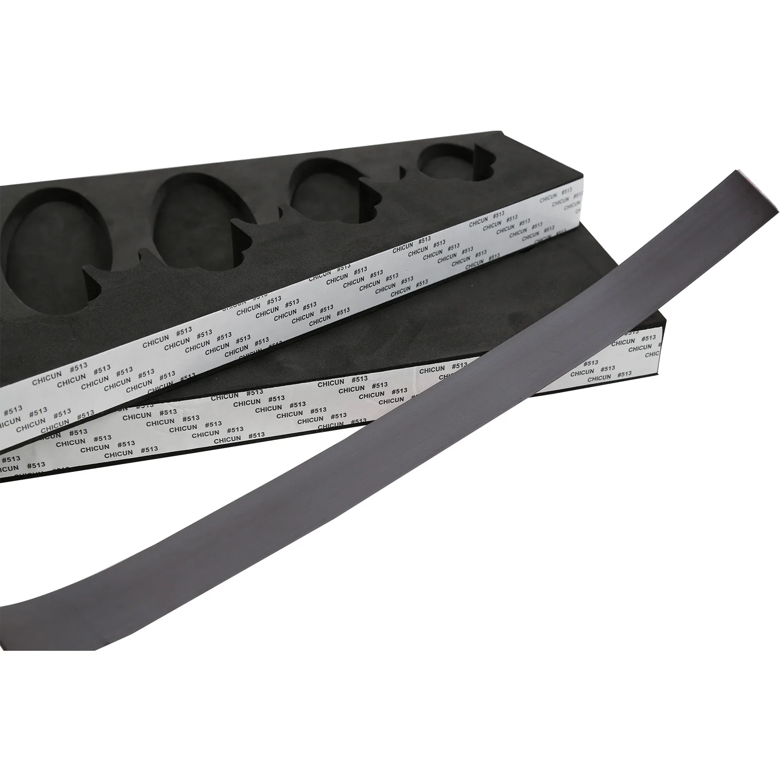 Рисунок 6 - Стойка для пистолета из пенопласта с 5 пистолетами