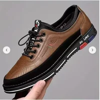 New Spring 2025 Men's Casual Soft Leather Surface Bean Shoes Breathable Soft Bottom Business Shoes Elastic Band Loafers