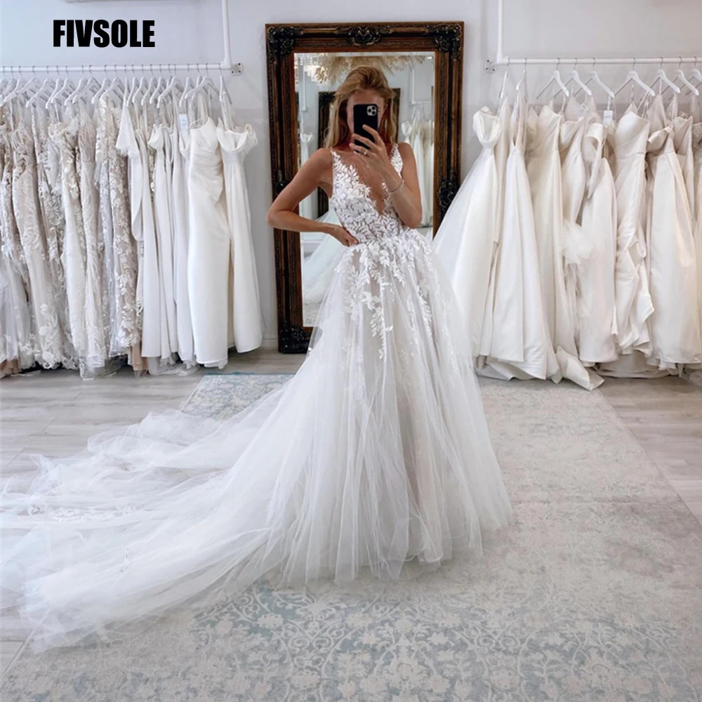 

Fivsole White Plus Size Tulle Beach Wedding Dress V-neck Lace Appliques Bridal Gowns Pregnant Women Open Back Vestidos De Novia