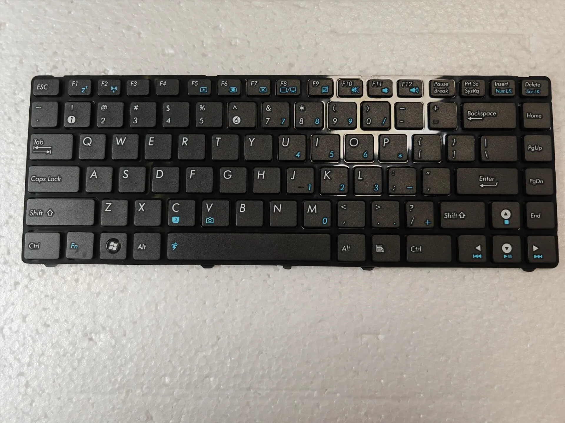 

US Keyboard for ASUS K42J X43 X43B A43S A42 K42 A42J X42J K43S UL30 UL30A UL80 UL80A N42 N43 B43 U41 K43S U35J N82 N82J FRAME