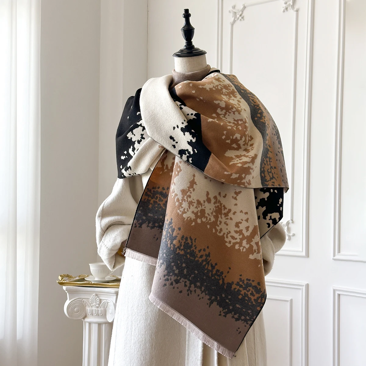 2025 Luxury Winter Cashmere Scarf Women New Design Warm Pashmina Blanket Poncho Scarves Female Print Shawl Thick Foulard Bufanda