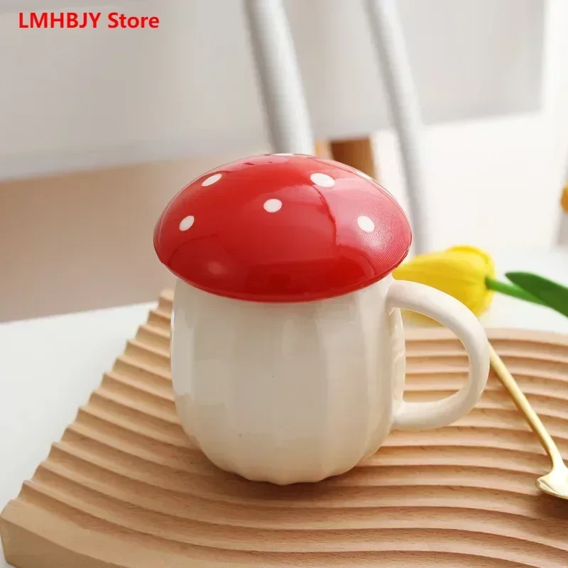

Креативная кофейная кружка LMHBJY с крышкой, питьевая керамическая кружка, милая кружка для воды, бытовая кружка для молока