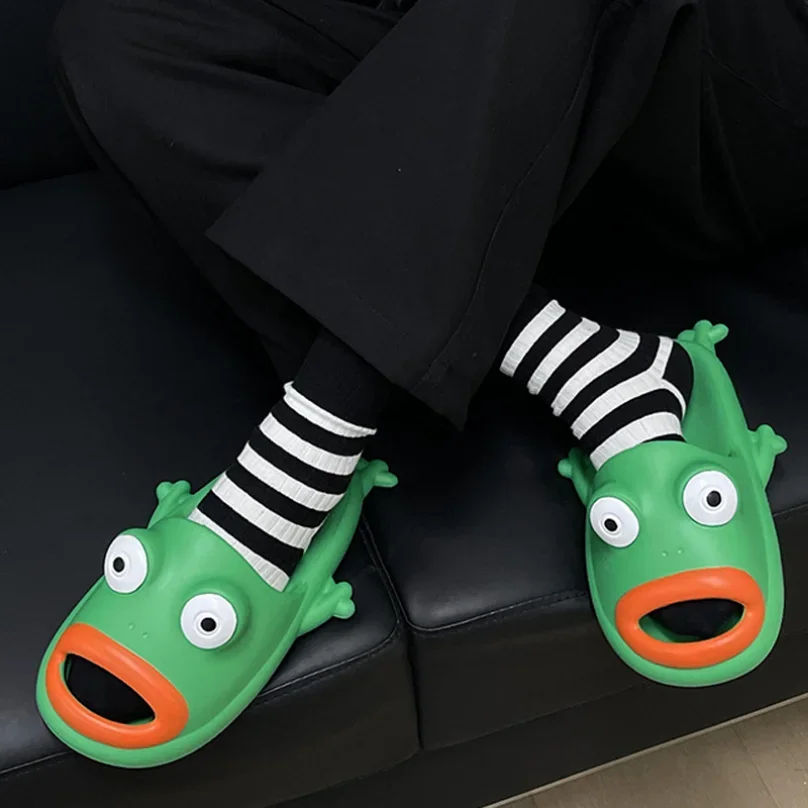 

Home Slipper Cloud Woman Frog Sandal Flip Flops Cartoon Soft Beach Non Slip House Shoe Platform Weird Sneaker Female Slides Men