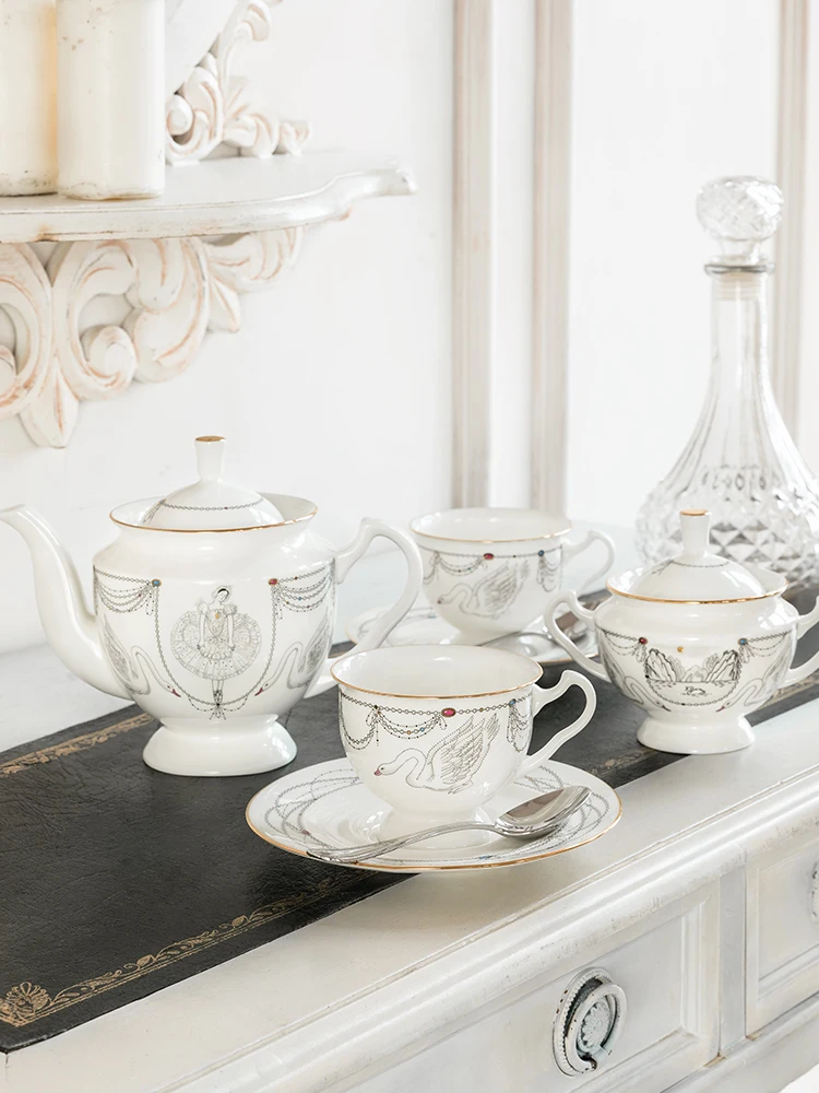 

Кофейная чашка и блюдце из костяного фарфора, красивый изысканный набор для послеобеденного чая