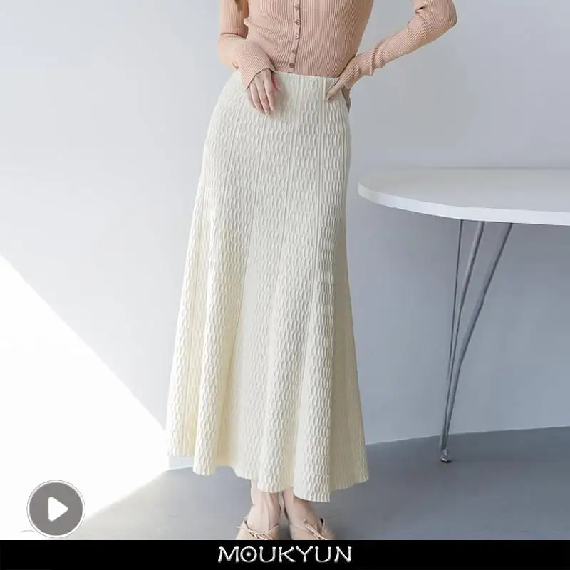 

Осенняя Женская тонкая трикотажная юбка MOUKYUN, элегантная длинная юбка А-силуэта, модные повседневные юбки средней длины в Корейском стиле