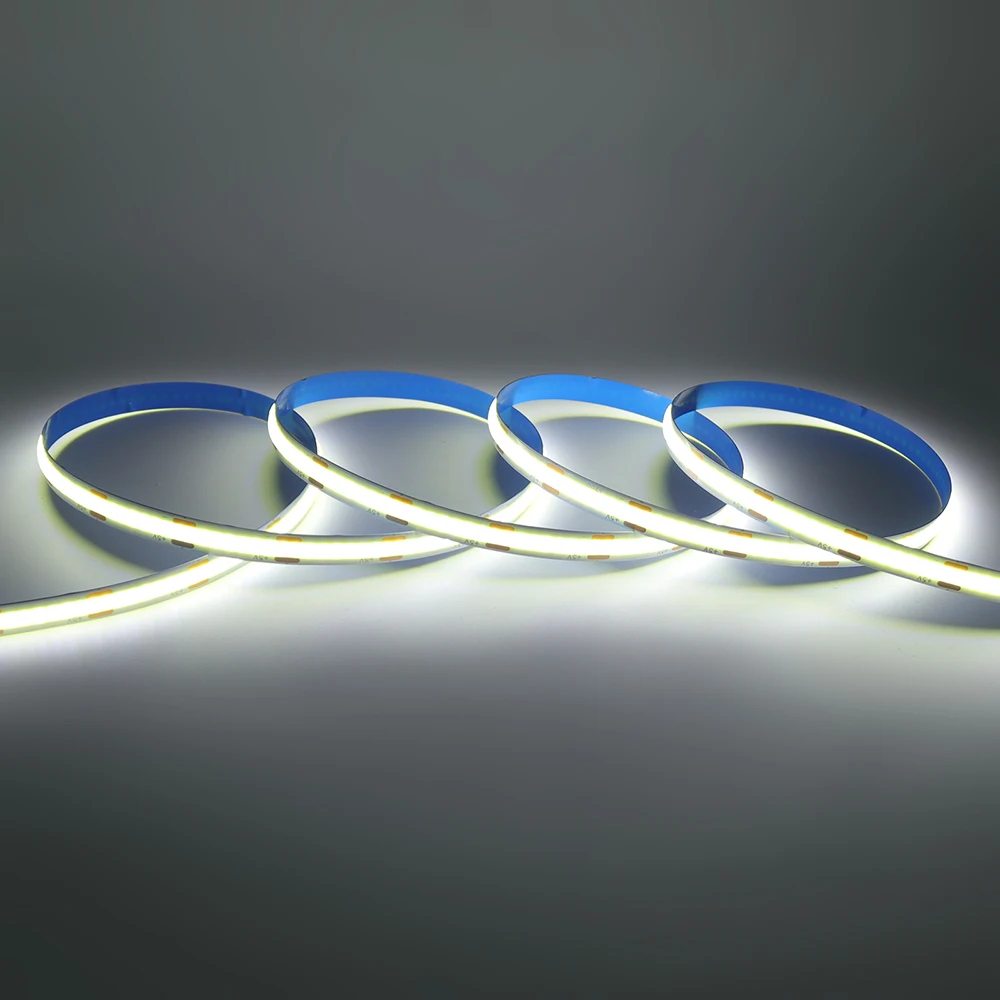 ตัวเลือกสินค้า LED Strip ยืดหยุ่น สีสันสดใส ตกแต่งบ้านได้ทุกสไตล์