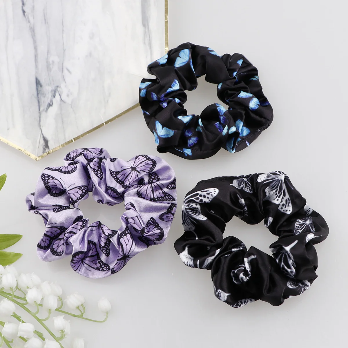 

Butterfly Hair Tie Fashion Monarch Butterfly Scrunchies Bands Hair Elastics Amulet Hair New Year Accessories For Women KKZ620