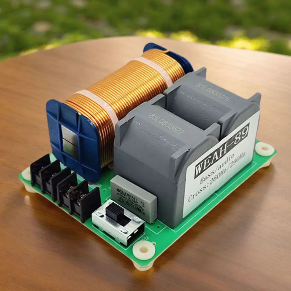 Audio Crossover Filter 1500W Pure Bass Subwoofer Crossover Crossover Frequency Distributor Divider for Home Theater Car Speakers