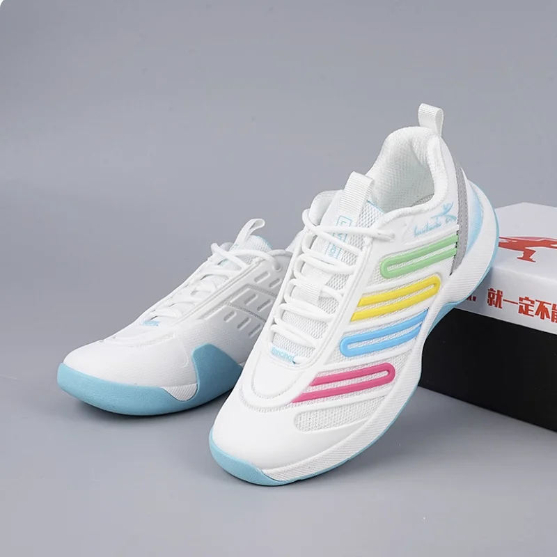 WSFENCING NEW fencing shoes,Chiild size with easy -tie laces .