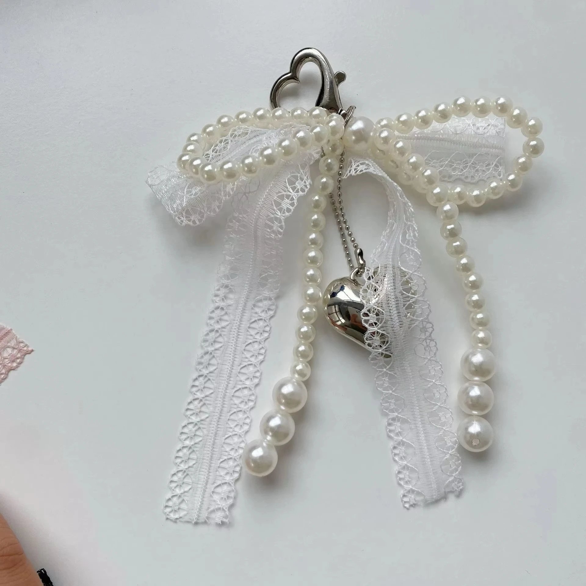 Y2k Imitation Pearls Lace Bowknot Keychain - Handbag and Backpack Key Chain - Punk Ornament - Image 4