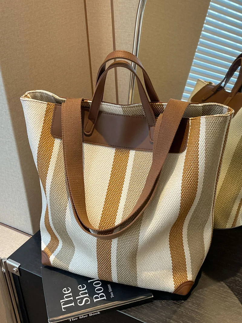 

Contrast Striped Canvas Bag For Women With Large Capacity, 2024 New Fashionable Shoulder Bag, Versatile Commuting Tote Bag