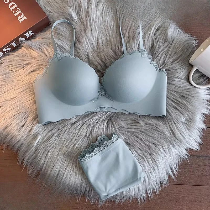 Ensemble soutien-gorge push-up sans couture pour femme, maintien sans armatures, anti-affaissement, lingerie confortable, tailles S-XL, pour jeunes femmes, usage quotidien, doux et agréable à porter.