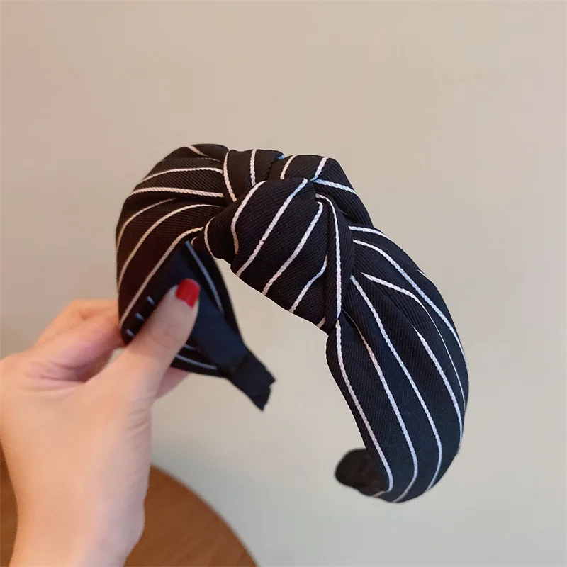 Minimalist Striped Knot Headband