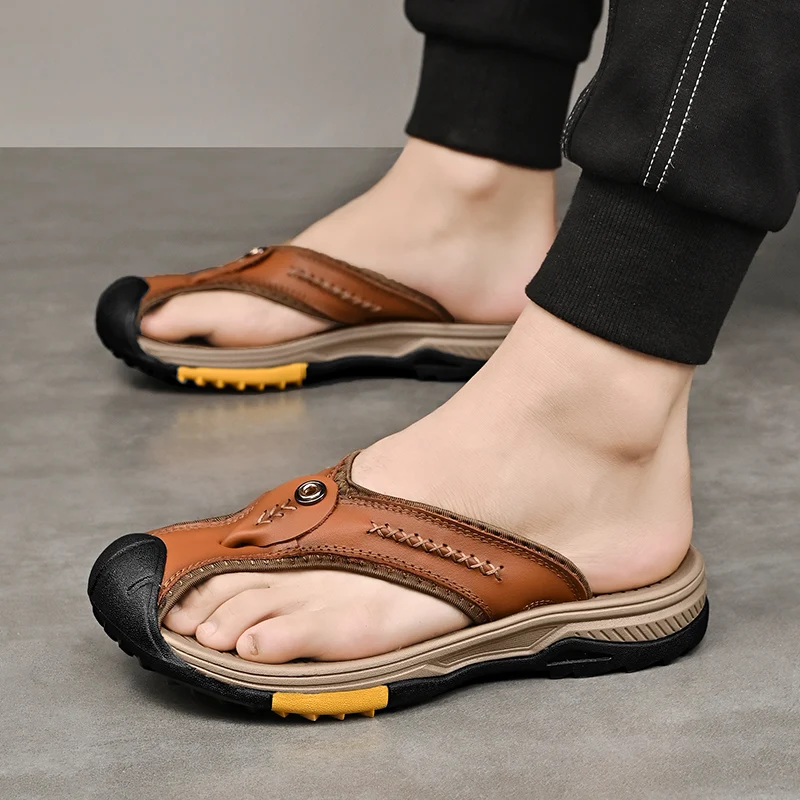 Fashion Sandals Summer Men's Flip Flops New Outdoor Toe Sandals Indoor Non Slip Casual Classic Leather Beach Slippers 38-46