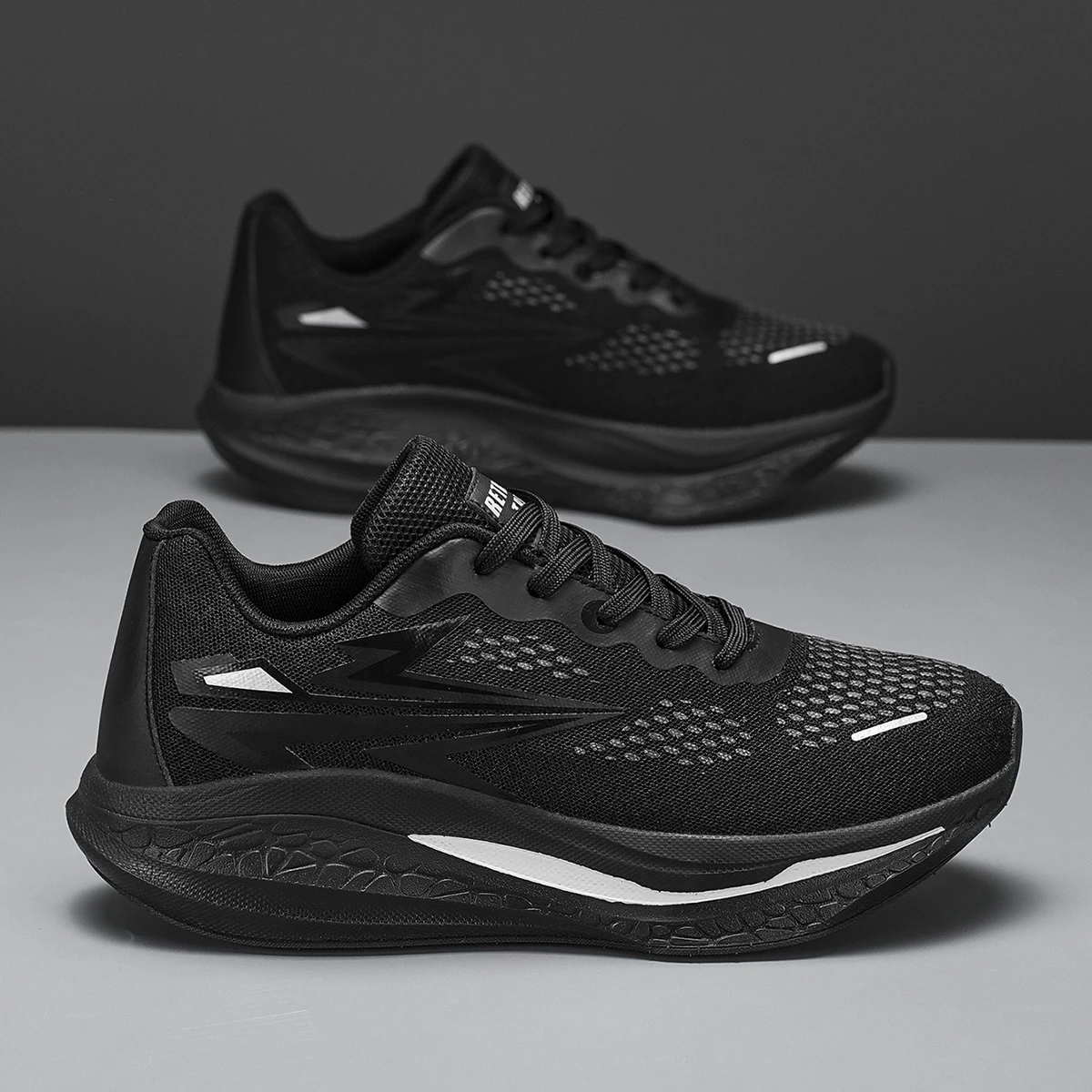 Men's Casual Sneakers, Breathable and Brightly Colored, High-Performance Athletic Shoes, a Must-Have for Fitness Enthusiasts, Suitable for Running, Gym Workouts, and Everyday Commuting