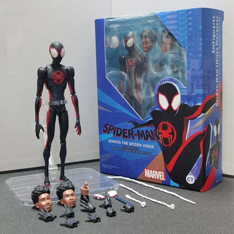 Spider-Man Attraverso Il Ragno-Verse Action Figure Toys Sentinel Miles Morales Miles Morales Peni Parker Shf Figurine Modello Anime