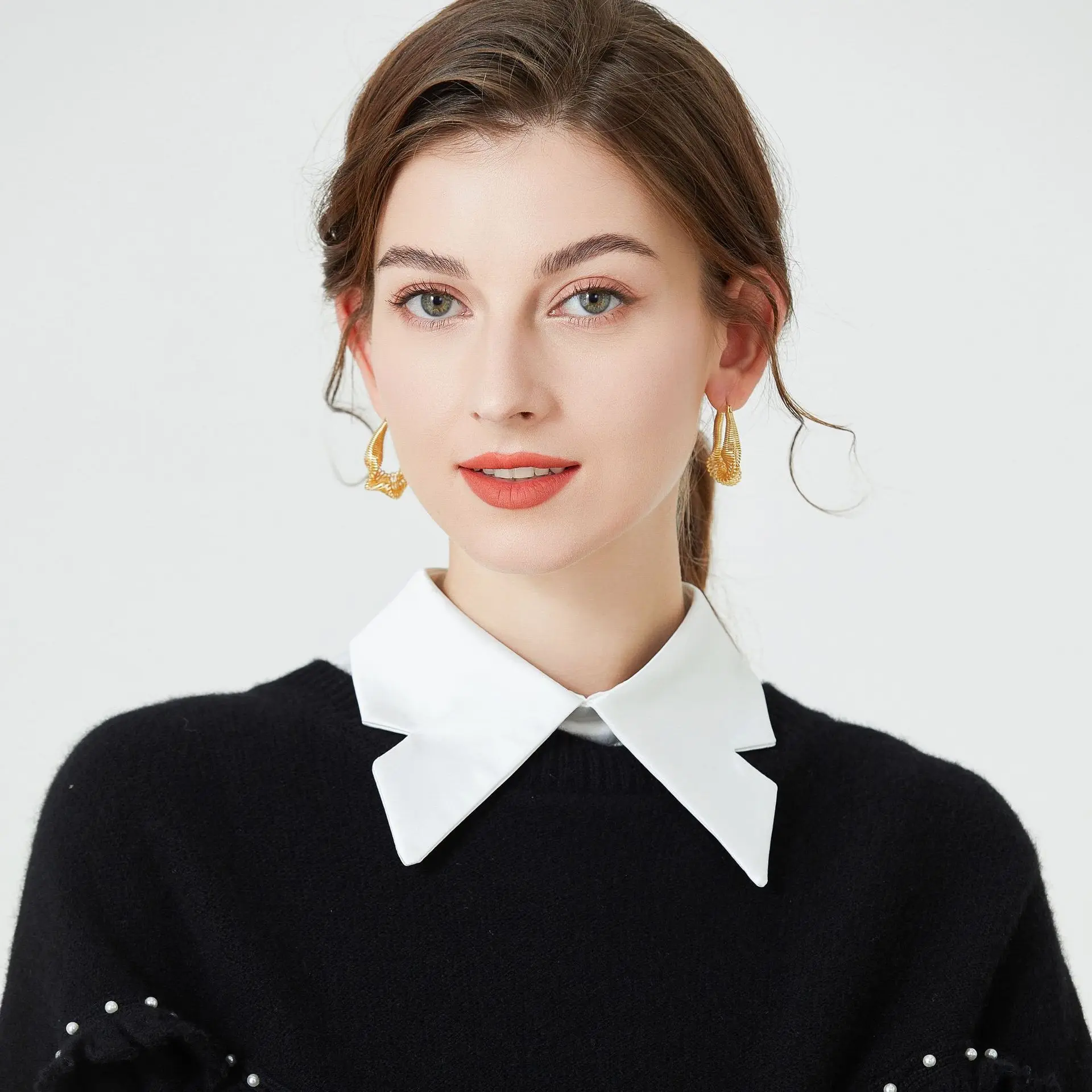 

New Fake Collar Children Autumn Winter White Black Lace Large Pointed Neck with Decorative Shirt