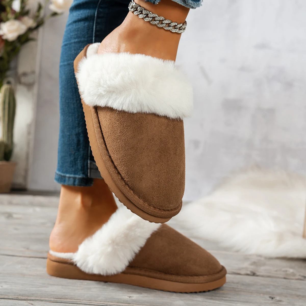 Women's Winter Slippers image 2