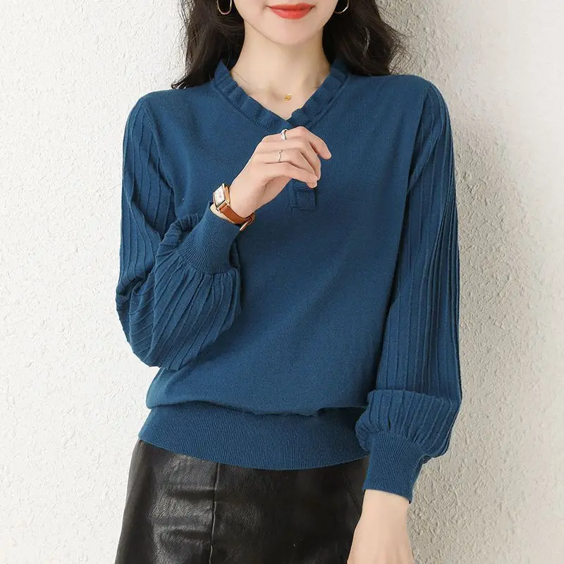 

Fashion V-Neck Spliced Loose Ruffles Lantern Sleeve Sweater Women's Clothing 2023 Winter New Casual Pullovers All-match Tops
