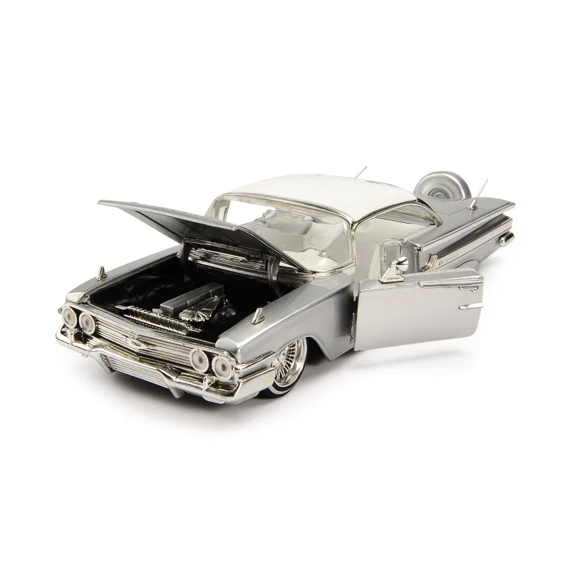 Jada 1960 Chevrolet Impala ダイキャスト　1/24 s-l400.jpg