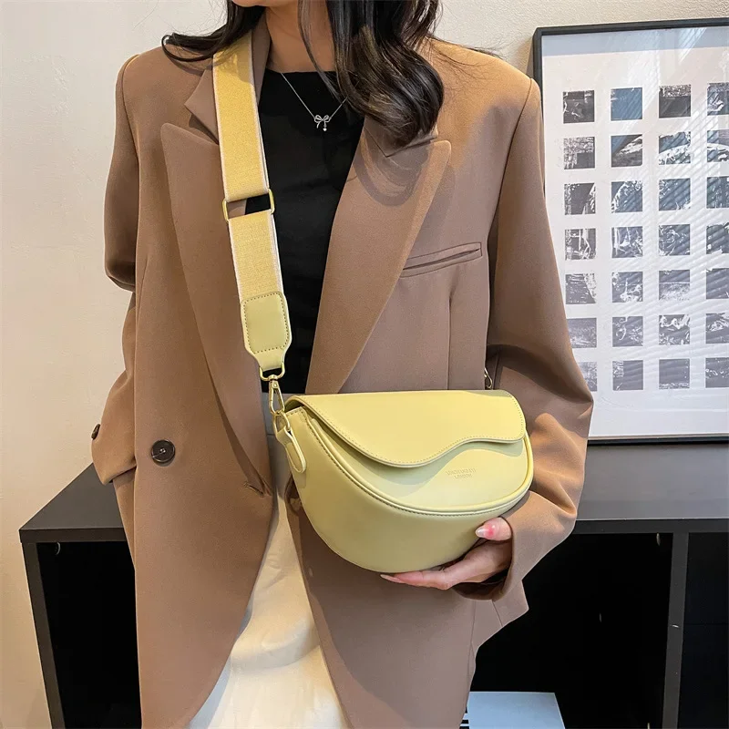 Stylish Good Texture Small for Women 2024 New Popular Retro Easy Matching Crossbody Shoulder Underarm Saddle Bag