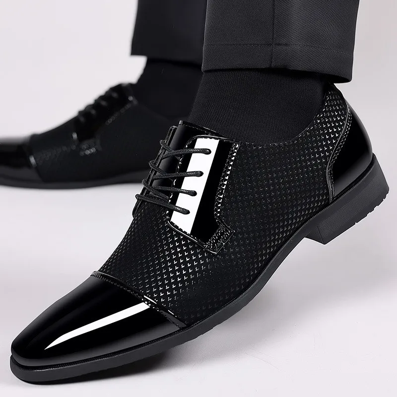 Big Size Men Dress Shoes Quality Men Formal Shoes Lace-Up Men Business Oxford Shoes Brand Men Wedding Pointy Shoes 39-46