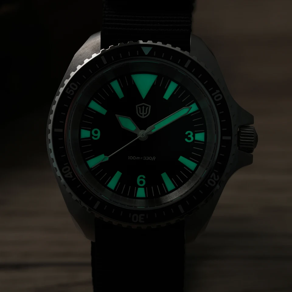 Watchdives WD1980 V2 ミリタリーダイバーウォッチ VH31 Buy