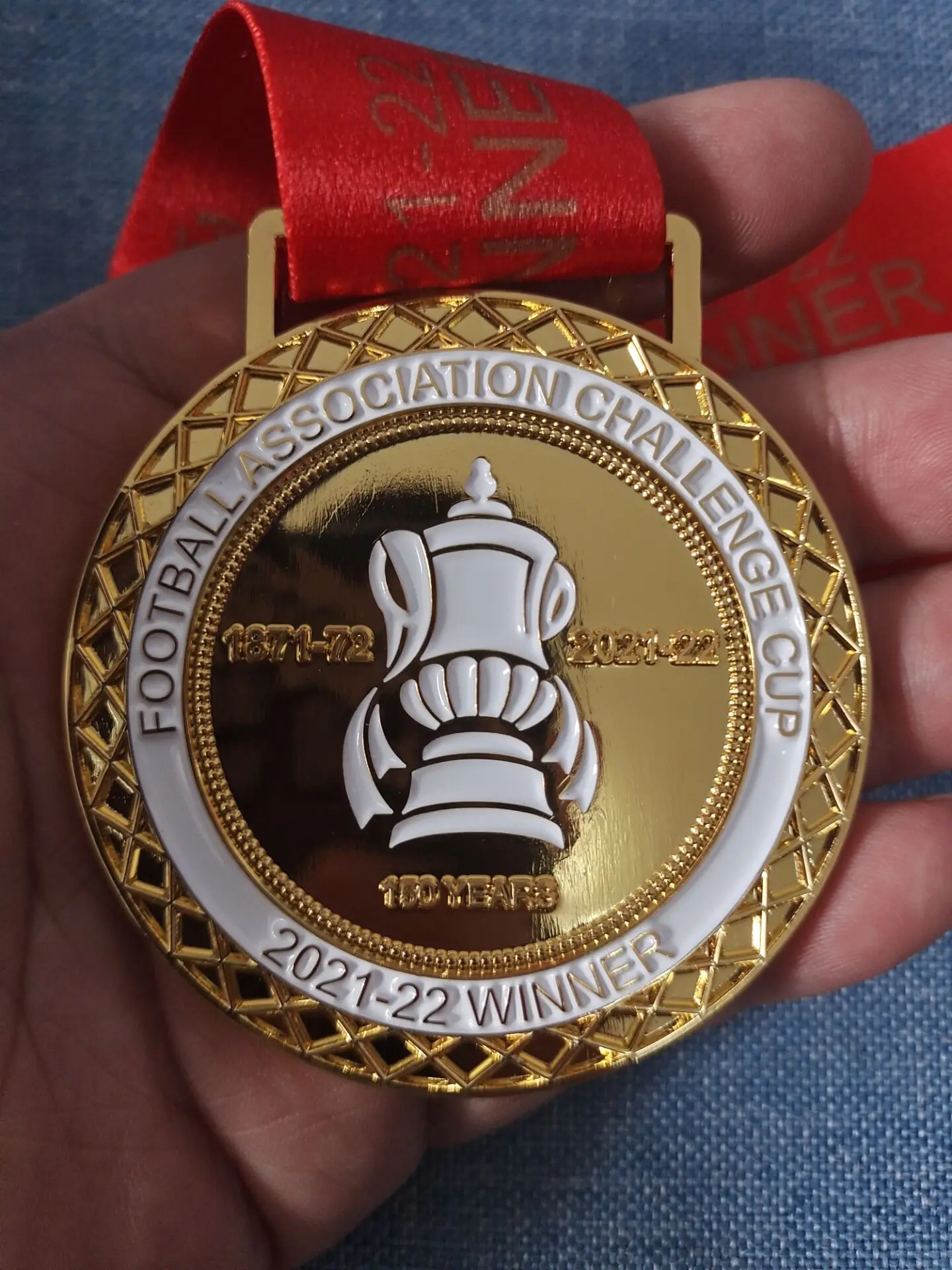 

hot sale The 2021-22 Season The FA Cup Champions Medals The Football Association Challenge Cup Medals Champion Medal Fan Souveni