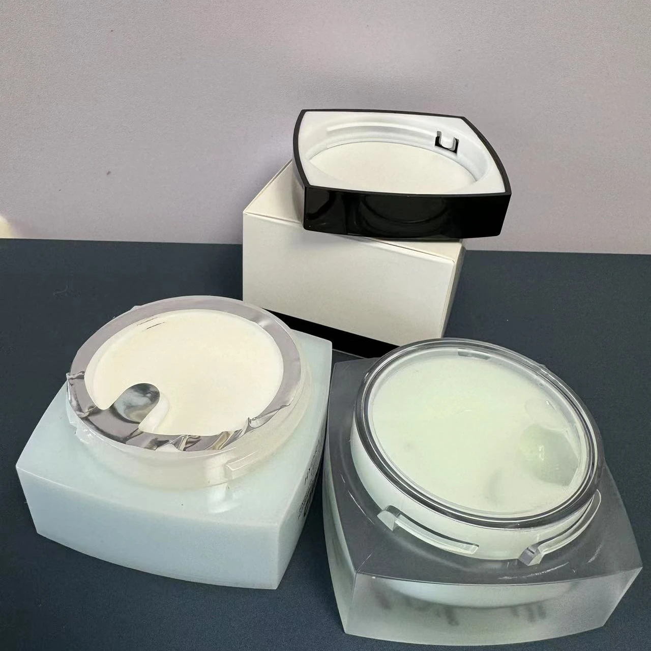 

Увлажняющая косметика для лица, 50 г