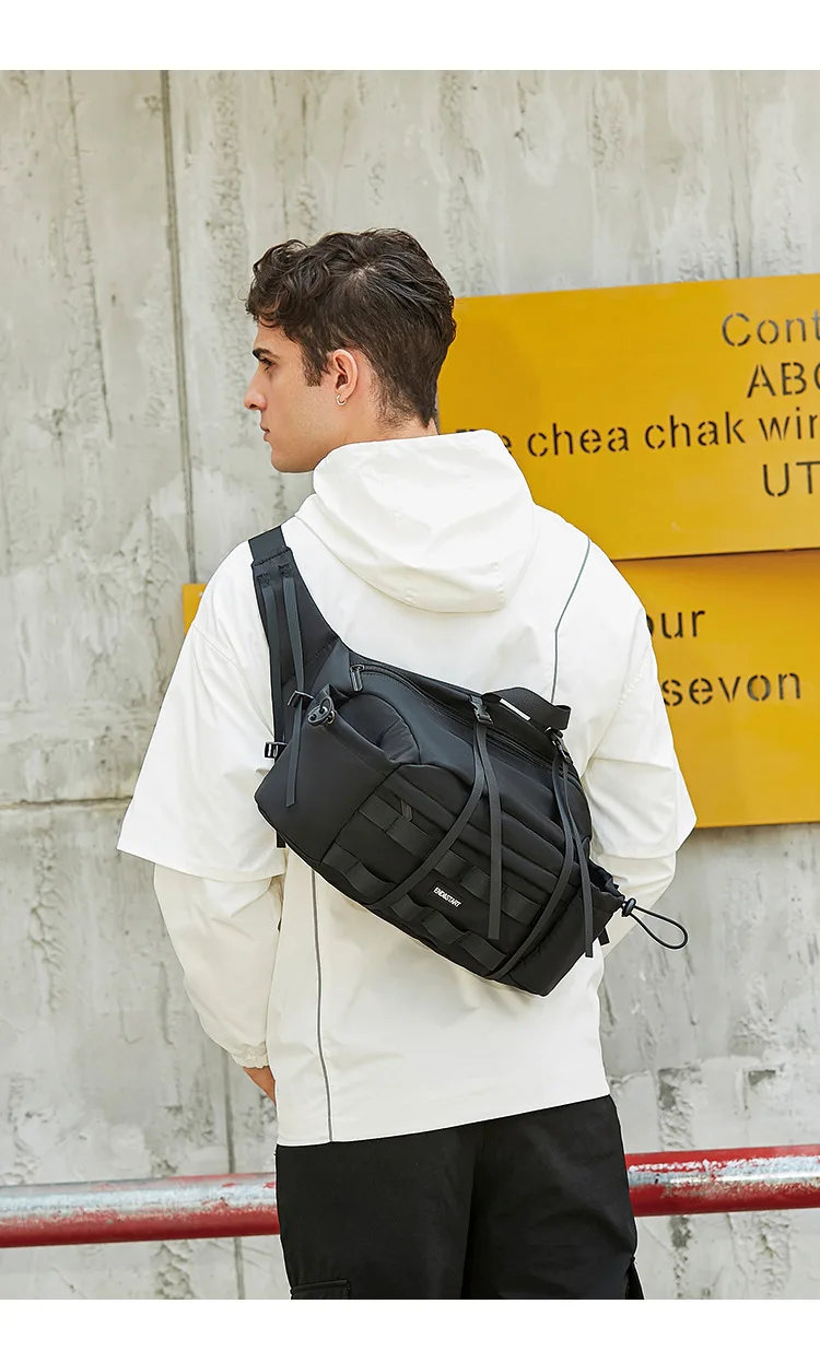Men's Simple Shoulder Crossbody Bag Large Capacity Chest Bag