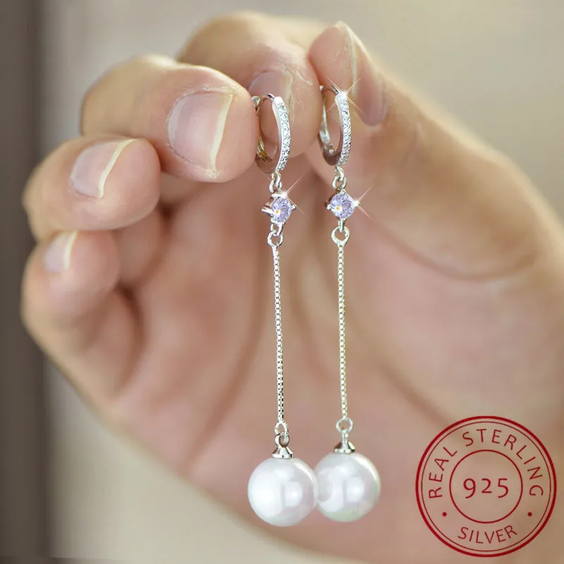 Lineari orecchini di perle bianche e argento, orecchini a bottone - O126 tris - ORECCHINI DONNA ARGENTO - ORECCHINI A LOBO - Gioielli Santori - Creazioni d'Eccezione