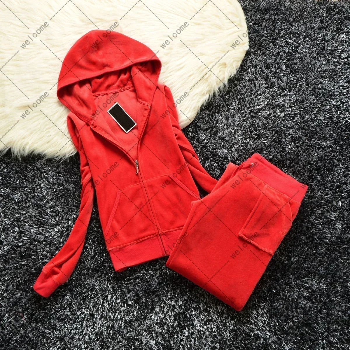 Y2K Velvet Tracksuit Two Piece Women's Tracksuit Hoodies Set With Pocket and Diamond Velour Tracksuit 6