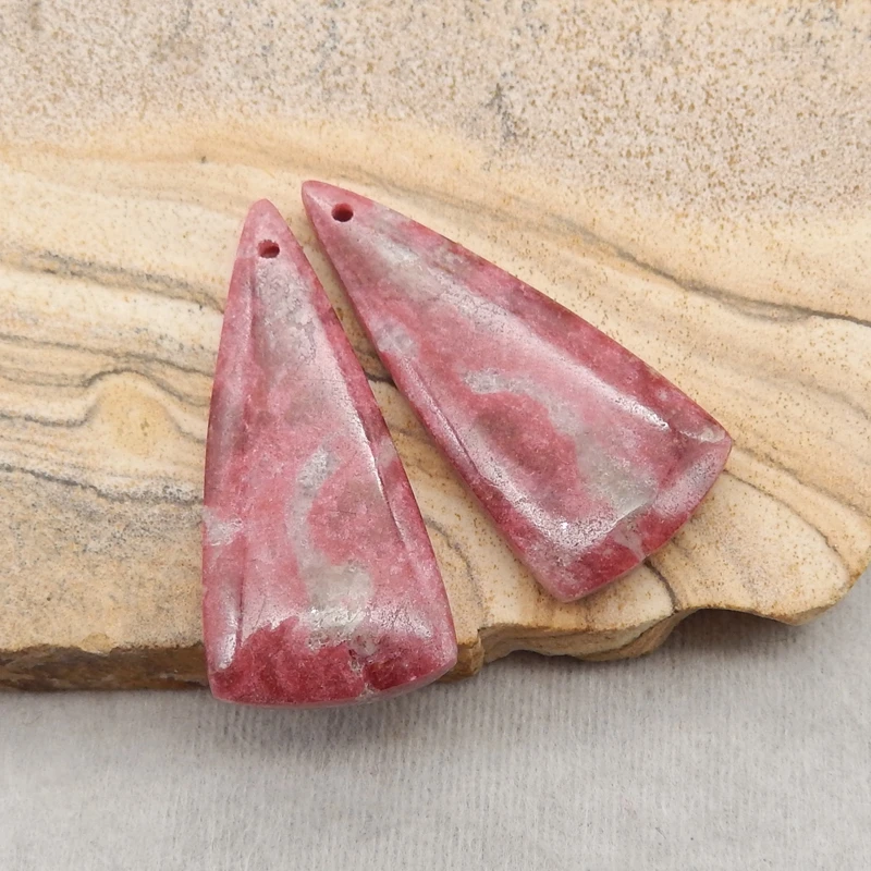 Semiprecious Natural Stone Norwegian Thulite Gemstone Triangle Earring Bead Fashion Jewelry Accessories For Women 34x15x5mm 8g