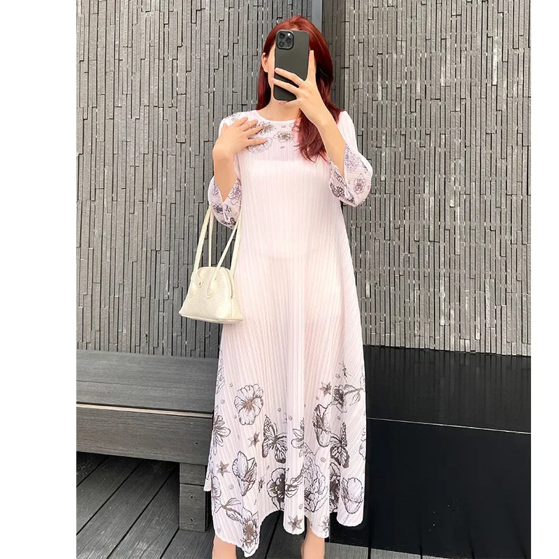 

Miyake Style Pleated French Niche Western-style Printed Women's Dress Round Neck Long Slim Dress 2024 Summer New Style Dresses